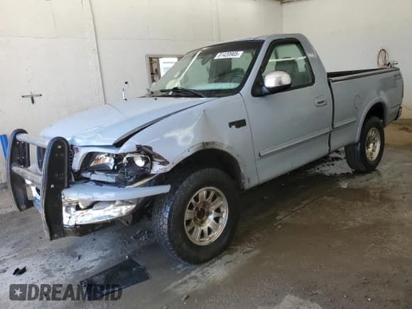 ✅ 1997 Ford F-150 • VIN: 1FTDF18W3VNB85525 • Лот: 81420905. Опубликован ранее на Copart с пробегом 202 324 миль. Бесплатный доступ к архиву аукционных продаж из США и подробный отчёт об истории автомобиля на DreamBid. Изображение 1.