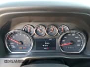 ✅ 2020 Chevrolet Silverado 1500 RST • VIN: 1GCPWDED1LZ220182 • Lot: 76551874. Wystawiony na Copart z przebiegiem 66 001 mil. Bezpłatny archiwum sprzedaży aukcyjnych z USA i szczegółowy raport historii pojazdu na DreamBid. Zdjęcie 9.