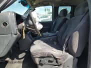 ✅ 1999 Chevrolet Silverado 1500 LS • VIN: 2GCEK19T8X1268490 • Лот: 73526794. Опубликован ранее на Copart с пробегом 266 346 миль. Бесплатный доступ к архиву аукционных продаж из США и подробный отчёт об истории автомобиля на DreamBid. Изображение 7.