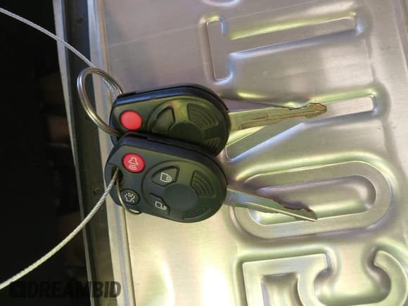 ✅ 2008 Ford Edge SEL • VIN: 2FMDK48C78BA69954 • Lot: 43806779. Wystawiony na IAAI z przebiegiem 110 009 mil. Bezpłatny archiwum sprzedaży aukcyjnych z USA i szczegółowy raport historii pojazdu na DreamBid. Zdjęcie 11.