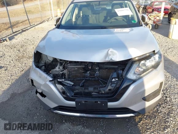 ✅ 2018 Nissan Rogue SL • VIN: 5N1AT2MV7JC755641 • Lot: 43681736. Listed on IAAI with 146,171 mi. Free auction sales archive from the USA and detailed vehicle history report at DreamBid. Image 6.