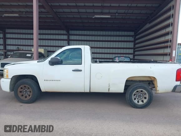 ✅ 2007 Chevrolet Silverado 1500 Work Truck • VIN: 1GCEC14C37E603948 • Лот: 43411938. Опубликован ранее на IAAI с пробегом Не указан. Бесплатный доступ к архиву аукционных продаж из США и подробный отчёт об истории автомобиля на DreamBid. Изображение 13.
