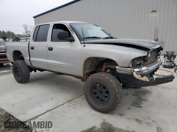 ✅ 2000 Dodge Dakota Sport • VIN: 1B7HG2AZ2YS754928 • Lot: 85998034. Wystawiony na Copart z przebiegiem 272 362 mil. Bezpłatny archiwum sprzedaży aukcyjnych z USA i szczegółowy raport historii pojazdu na DreamBid. Zdjęcie 4.