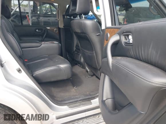 ✅ 2017 Infiniti QX80 • VIN: JN8AZ2NF3H9644820 • Lot: 42246540. Listed on IAAI with 142,342 mi. Free auction sales archive from the USA and detailed vehicle history report at DreamBid. Image 8.