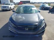 ✅ 2019 Honda Civic LX • VIN: 2HGFC2F67KH502545 • Lot: 43401524. Wystawiony na IAAI z przebiegiem 89 858 mil. Bezpłatny archiwum sprzedaży aukcyjnych z USA i szczegółowy raport historii pojazdu na DreamBid. Zdjęcie 12.