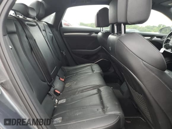 ✅ 2016 Audi S3 Premium Plus • VIN: WAUB1GFF1G1036002 • Лот: 70953745. Опубликован ранее на Copart с пробегом 59 829 миль. Бесплатный доступ к архиву аукционных продаж из США и подробный отчёт об истории автомобиля на DreamBid. Изображение 10.