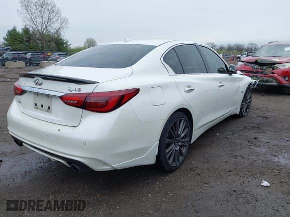 ✅ 2020 Infiniti Q50 Red Sport 400 • VIN: JN1FV7AR0LM660315 • Lot: 41951851. Listed on IAAI with 102,475 mi. Free auction sales archive from the USA and detailed vehicle history report at DreamBid. Image 4.