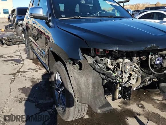 ✅ 2018 Jeep Grand Cherokee Limited • VIN: 1C4RJFBGXJC459697 • Лот: 90622285. Опубликован ранее на Copart с пробегом 92 175 миль. Бесплатный доступ к архиву аукционных продаж из США и подробный отчёт об истории автомобиля на DreamBid. Изображение 15.