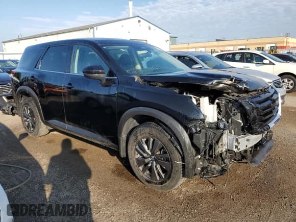 ✅ 2023 Nissan Pathfinder S • VIN: 5N1DR3AC3PC241895 • Lot: 70501275. Wystawiony na Copart z przebiegiem 28 035 mil. Bezpłatny archiwum sprzedaży aukcyjnych z USA i szczegółowy raport historii pojazdu na DreamBid. Zdjęcie 4.
