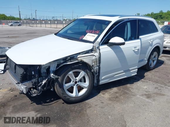 ✅ 2021 Audi Q7 Premium Plus • VIN: WA1LJAF78MD011440 • Lot: 42112086. Listed on IAAI with 48,474 mi. Free auction sales archive from the USA and detailed vehicle history report at DreamBid. Image 6.
