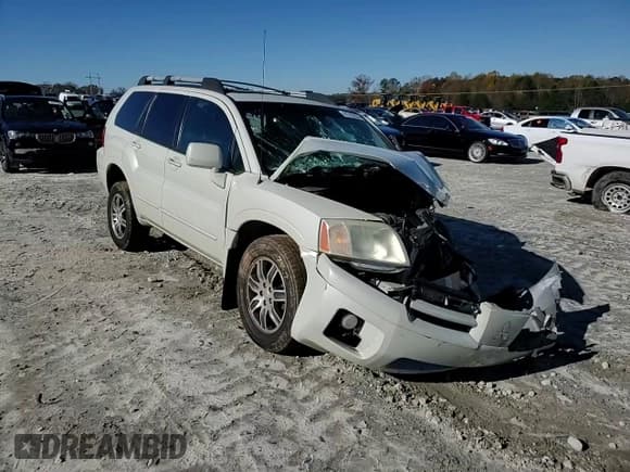 ✅ 2005 Mitsubishi Endeavor Limited • VIN: 4A4MM41S45E068866 • Лот: 81722204. Опубликован ранее на Copart с пробегом Не указан. Бесплатный доступ к архиву аукционных продаж из США и подробный отчёт об истории автомобиля на DreamBid. Изображение 12.