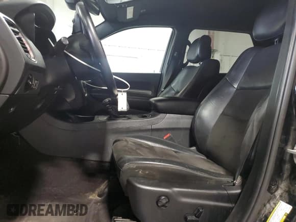 ✅ 2019 Dodge Durango GT Plus • VIN: 1C4RDJDG3KC557396 • Lot: 86512665. Listed on Copart with 141,786 mi. Free auction sales archive from the USA and detailed vehicle history report at DreamBid. Image 7.