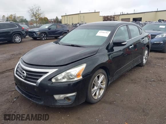 ✅ 2013 Nissan Altima SV • VIN: 1N4AL3AP5DN555551 • Lot: 43516762. Wystawiony na IAAI z przebiegiem 148 817 mil. Bezpłatny archiwum sprzedaży aukcyjnych z USA i szczegółowy raport historii pojazdu na DreamBid. Zdjęcie 2.