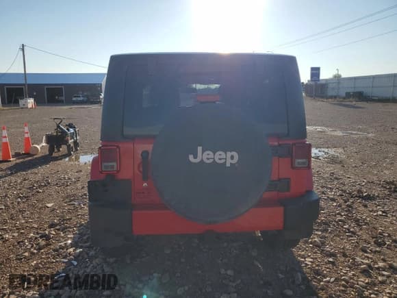 ✅ 2018 Jeep Wrangler Sahara • VIN: 1C4AJWBG7JL847905 • Lot: 80275405. Listed on Copart with 45,487 mi. Free auction sales archive from the USA and detailed vehicle history report at DreamBid. Image 6.