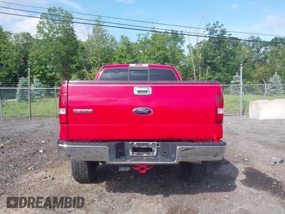 ✅ 2008 Ford F-150 XLT • VIN: 1FTPW14V28FA07405 • Lot: 42376172. Listed on IAAI with 151,902 mi. Free auction sales archive from the USA and detailed vehicle history report at DreamBid. Image 16.