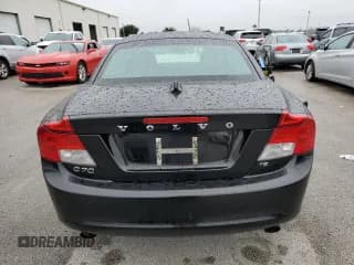 ✅ 2011 Volvo C70 • VIN: YV1672MC4BJ109588 • Lot: 74627364. Wystawiony na Copart z przebiegiem Nie podano. Bezpłatny archiwum sprzedaży aukcyjnych z USA i szczegółowy raport historii pojazdu na DreamBid. Zdjęcie 6.
