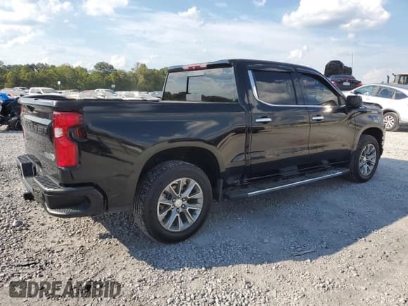 ✅ 2019 Chevrolet Silverado 1500 High Country • VIN: 1GCUYHED7KZ167037 • Lot: 72798294. Wystawiony na Copart z przebiegiem 179 889 mil. Bezpłatny archiwum sprzedaży aukcyjnych z USA i szczegółowy raport historii pojazdu na DreamBid. Zdjęcie 3.