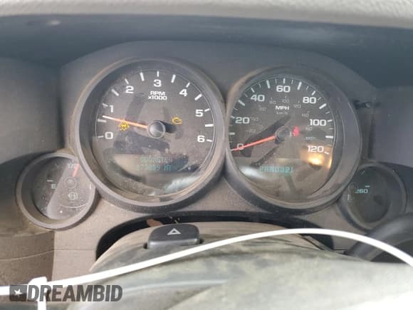 ✅ 2011 GMC Sierra 1500 Work Truck • VIN: 1GTN1TEA8BZ333325 • Лот: 82067595. Опубликован ранее на Copart с пробегом 273 859 миль. Бесплатный доступ к архиву аукционных продаж из США и подробный отчёт об истории автомобиля на DreamBid. Изображение 9.