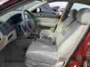 2008 Hyundai Sonata GLS z VIN 5NPET46C78H303619, wystawiony jako Copart lot #68866384 z przebiegiem 112 938 mil mil oraz Szkoda całkowita • Salvage title. Historia ofert i sprzedaży dostępna na DreamBid. Obrazek 7.