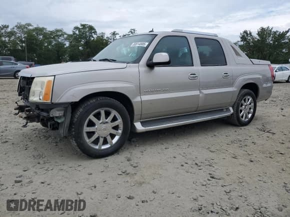 ✅ 2004 Cadillac Escalade EXT • VIN: 3GYEK62N94G205632 • Лот: 80814005. Опубликован ранее на Copart с пробегом 88 689 миль. Бесплатный доступ к архиву аукционных продаж из США и подробный отчёт об истории автомобиля на DreamBid. Изображение 1.