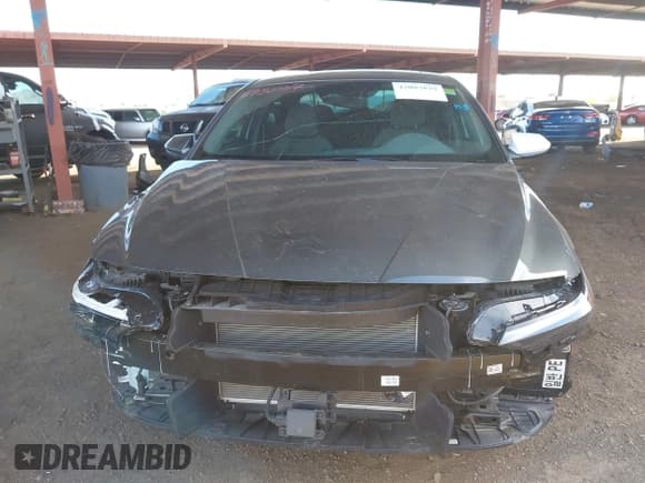 ✅ 2024 Hyundai Elantra SEL • VIN: KMHLS4DGXRU673207 • Lot: 42087829. Listed on IAAI with 4,395 mi. Free auction sales archive from the USA and detailed vehicle history report at DreamBid. Image 6.