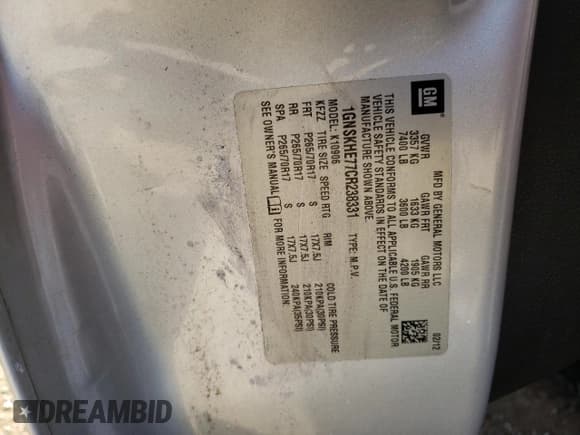 ✅ 2012 Chevrolet Suburban LS • VIN: 1GNSKHE77CR238331 • Lot: 65931523. Wystawiony na Copart z przebiegiem Nie podano. Bezpłatny archiwum sprzedaży aukcyjnych z USA i szczegółowy raport historii pojazdu na DreamBid. Zdjęcie 14.