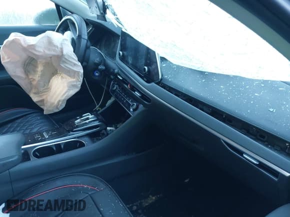 ✅ 2020 Hyundai Sonata SE • VIN: 5NPEG4JA0LH048301 • Лот: 43251627. Опубликован ранее на IAAI с пробегом 60 887 миль. Бесплатный доступ к архиву аукционных продаж из США и подробный отчёт об истории автомобиля на DreamBid. Изображение 5.