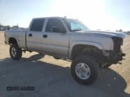 ✅ 2005 Chevrolet Silverado 2500HD LS • VIN: 1GCHK23U65F897501 • Лот: 87408535. Опубликован ранее на Copart с пробегом 140 369 миль. Бесплатный доступ к архиву аукционных продаж из США и подробный отчёт об истории автомобиля на DreamBid. Изображение 4.