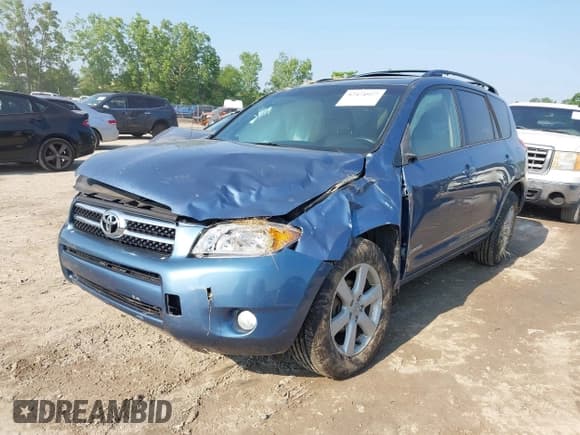✅ 2007 Toyota RAV4 Limited • VIN: JTMBD31V075081281 • Lot: 42474927. Wystawiony na IAAI z przebiegiem 190 714 mil. Bezpłatny archiwum sprzedaży aukcyjnych z USA i szczegółowy raport historii pojazdu na DreamBid. Zdjęcie 2.