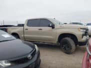 ✅ 2022 Chevrolet Silverado 1500 LT Trail Boss • VIN: 3GCUDFED4NG518510 • Lot: 41190719. Wystawiony na IAAI z przebiegiem 42 517 mil. Bezpłatny archiwum sprzedaży aukcyjnych z USA i szczegółowy raport historii pojazdu na DreamBid. Zdjęcie 12.