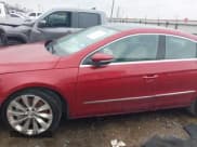 ✅ 2013 Volkswagen CC Executive • VIN: WVWGU7AN9DE561506 • Лот: 41459074. Опубликован ранее на IAAI с пробегом 70 128 миль. Бесплатный доступ к архиву аукционных продаж из США и подробный отчёт об истории автомобиля на DreamBid. Изображение 13.