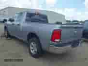 2024 Ram 1500 SLT z VIN 1C6RR7GG8RS124714, wystawiony jako IAAI lot #43207484 z przebiegiem 51 600 mil mil oraz . Historia ofert i sprzedaży dostępna na DreamBid. Obrazek 3.