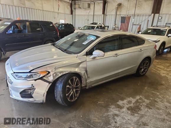 ✅ 2019 Ford Fusion SEL • VIN: 3FA6P0CD3KR269672 • Лот: 91709295. Опубликован ранее на Copart с пробегом 123 925 миль. Бесплатный доступ к архиву аукционных продаж из США и подробный отчёт об истории автомобиля на DreamBid. Изображение 1.