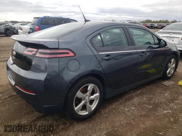 ✅ 2012 Chevrolet Volt • VIN: 1G1RD6E4XCU117942 • Lot: 80774683. Wystawiony na Copart z przebiegiem 131 494 mil. Bezpłatny archiwum sprzedaży aukcyjnych z USA i szczegółowy raport historii pojazdu na DreamBid. Zdjęcie 3.