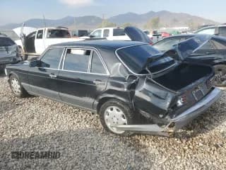 ✅ 1989 Mercedes-Benz 420 SEL • VIN: WDBCA35E7KA458288 • Lot: 71251354. Wystawiony na Copart z przebiegiem 220 774 mil. Bezpłatny archiwum sprzedaży aukcyjnych z USA i szczegółowy raport historii pojazdu na DreamBid. Zdjęcie 2.