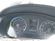 ✅ 2013 Volkswagen Jetta Hybrid SE • VIN: 3VW637AJ1DM232687 • Лот: 41973407. Опубликован ранее на IAAI с пробегом 70 428 миль. Бесплатный доступ к архиву аукционных продаж из США и подробный отчёт об истории автомобиля на DreamBid. Изображение 7.