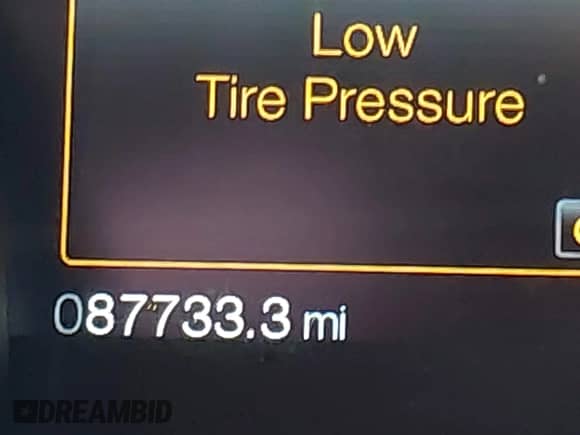 2014 Ford Mustang V6 с VIN 1ZVBP8EM1E5291808, выставлен на аукционе IAAI как лот 42353380 с пробегом 87 733 миль миль и . История ставок и продаж доступна на DreamBid. Изображение 16.