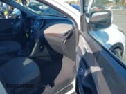 ✅ 2018 Hyundai Santa Fe 2.4L • VIN: 5XYZT3LBXJG573321 • Лот: 43540127. Опубликован ранее на IAAI с пробегом 61 539 миль. Бесплатный доступ к архиву аукционных продаж из США и подробный отчёт об истории автомобиля на DreamBid. Изображение 5.