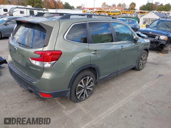 ✅ 2019 Subaru Forester Limited • VIN: JF2SKAUC3KH479887 • Лот: 43587592. Опубликован ранее на IAAI с пробегом 135 743 миль. Бесплатный доступ к архиву аукционных продаж из США и подробный отчёт об истории автомобиля на DreamBid. Изображение 4.