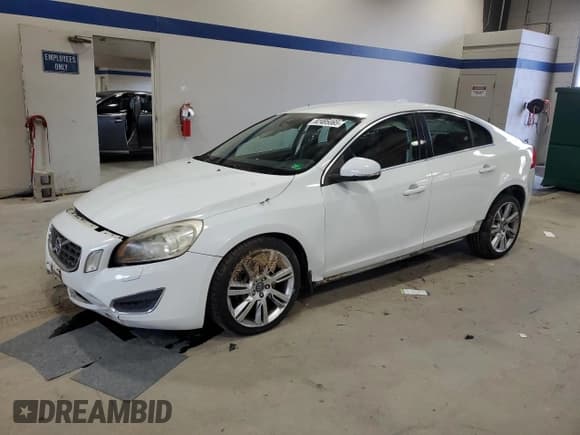 ✅ 2012 Volvo S60 T6 • VIN: YV1902FH5C2092452 • Lot: 92485065. Wystawiony na Copart z przebiegiem 150 334 mil. Bezpłatny archiwum sprzedaży aukcyjnych z USA i szczegółowy raport historii pojazdu na DreamBid. Zdjęcie 1.