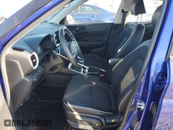 ✅ 2024 Hyundai Venue SEL • VIN: KMHRC8A35RU293661 • Lot: 87377184. Listed on Copart with 14,190 mi. Free auction sales archive from the USA and detailed vehicle history report at DreamBid. Image 7.