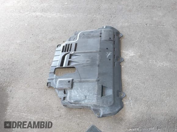 ✅ 2009 Volvo V50 • VIN: YV1MW390592470167 • Lot: 42473638. Listed on IAAI with 104,772 mi. Free auction sales archive from the USA and detailed vehicle history report at DreamBid. Image 12.