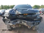 ✅ 2019 Chevrolet Silverado 1500 RST • VIN: 1GCRYEED1KZ189846 • Lot: 42464384. Wystawiony na IAAI z przebiegiem 69 841 mil. Bezpłatny archiwum sprzedaży aukcyjnych z USA i szczegółowy raport historii pojazdu na DreamBid. Zdjęcie 12.