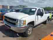 ✅ 2013 Chevrolet Silverado 2500HD Work Truck • VIN: 1GC2KVCG4DZ108678 • Lot: 42811229. Wystawiony na IAAI z przebiegiem 238 835 mil. Bezpłatny archiwum sprzedaży aukcyjnych z USA i szczegółowy raport historii pojazdu na DreamBid. Zdjęcie 17.