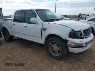 ✅ 2003 Ford F-150 XLT • VIN: 1FTRW07613KA47613 • Lot: 43285128. Listed on IAAI with 301,117 mi. Free auction sales archive from the USA and detailed vehicle history report at DreamBid. Image 1.