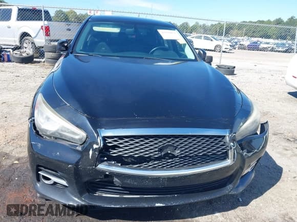 ✅ 2014 Infiniti Q50 Premium • VIN: JN1BV7AP9EM674388 • Lot: 43329851. Listed on IAAI with 213,850 mi. Free auction sales archive from the USA and detailed vehicle history report at DreamBid. Image 12.