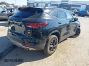 ✅ 2023 Chevrolet Blazer LT • VIN: 3GNKBCR45PS201932 • Lot: 43605110. Wystawiony na IAAI z przebiegiem 25 525 mil. Bezpłatny archiwum sprzedaży aukcyjnych z USA i szczegółowy raport historii pojazdu na DreamBid. Zdjęcie 4.