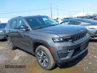✅ 2022 Jeep Grand Cherokee • VIN: 1C4RJYB67N8716360 • Lot: 42464479. Listed on IAAI with 17,208 mi. Free auction sales archive from the USA and detailed vehicle history report at DreamBid. Image 1.
