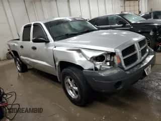 2006 Dodge Dakota ST с VIN 1D7HW28K36S665447, выставлен на аукционе Copart как лот 73615454 с пробегом 156 106 миль миль и Списание • Salvage title. История ставок и продаж доступна на DreamBid. Изображение 4.