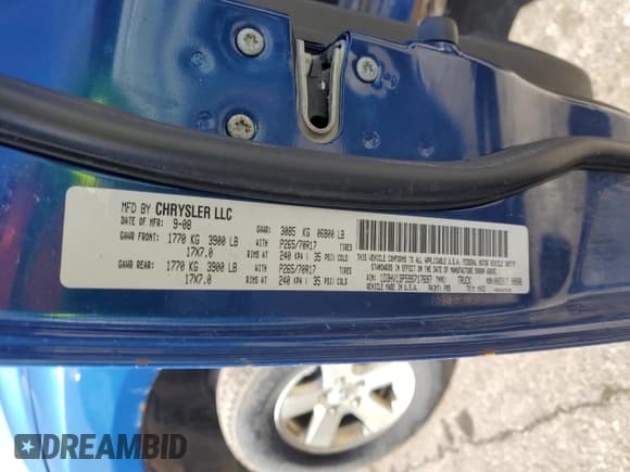 ✅ 2009 Dodge 1500 SLT • VIN: 1D3HV13P59S717697 • Lot: 46333815. Wystawiony na Copart z przebiegiem 115 305 mil. Bezpłatny archiwum sprzedaży aukcyjnych z USA i szczegółowy raport historii pojazdu na DreamBid. Zdjęcie 12.